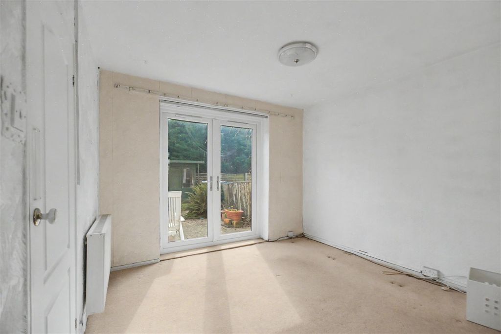 Property photo 3 of 24 Dining Room_1.Jpeg