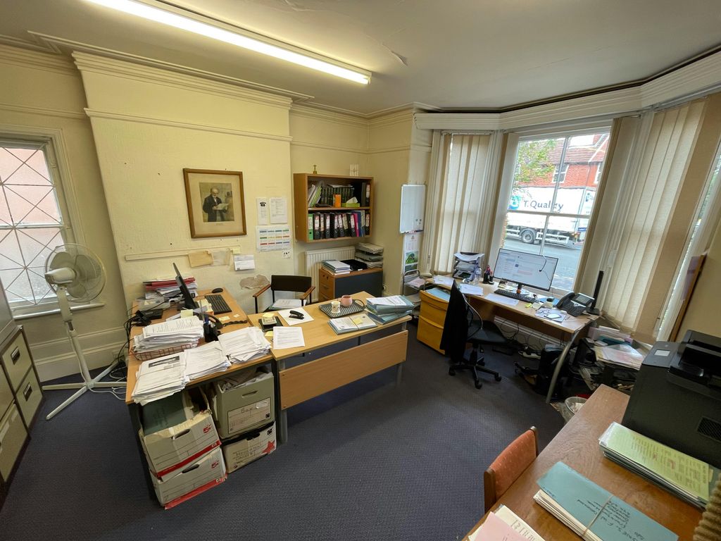 Property photo 3 of 7 Img_0860.Jpeg