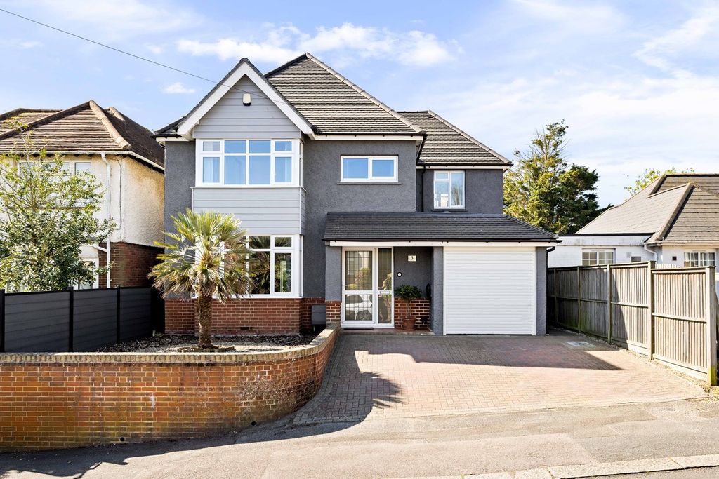 Property photo 1 of 25