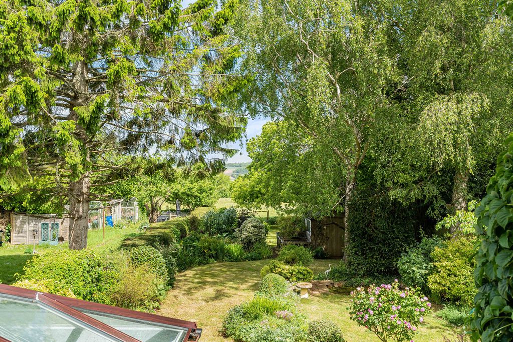 Property photo 3 of 23
