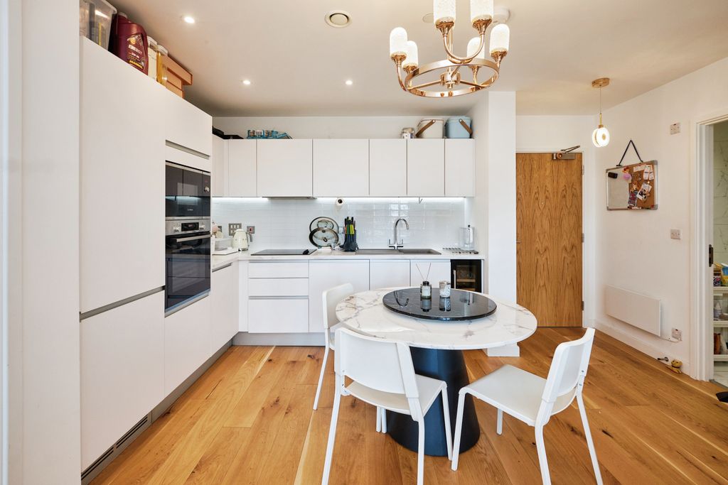 Property photo 2 of 15 Kitchen