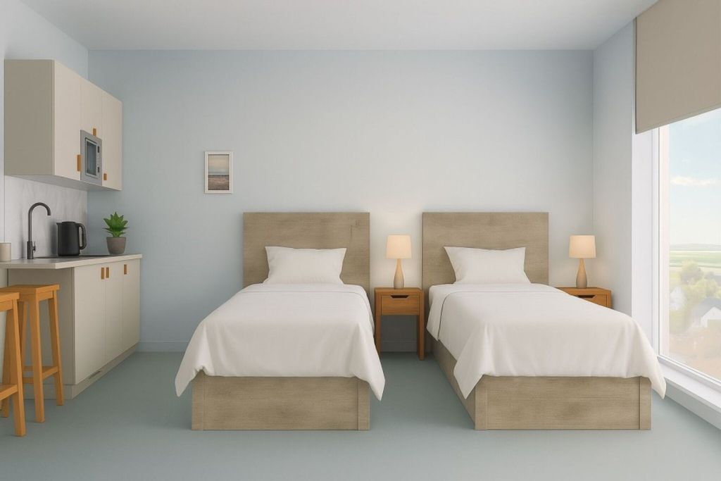 Property photo 1 of 8 Bedroom