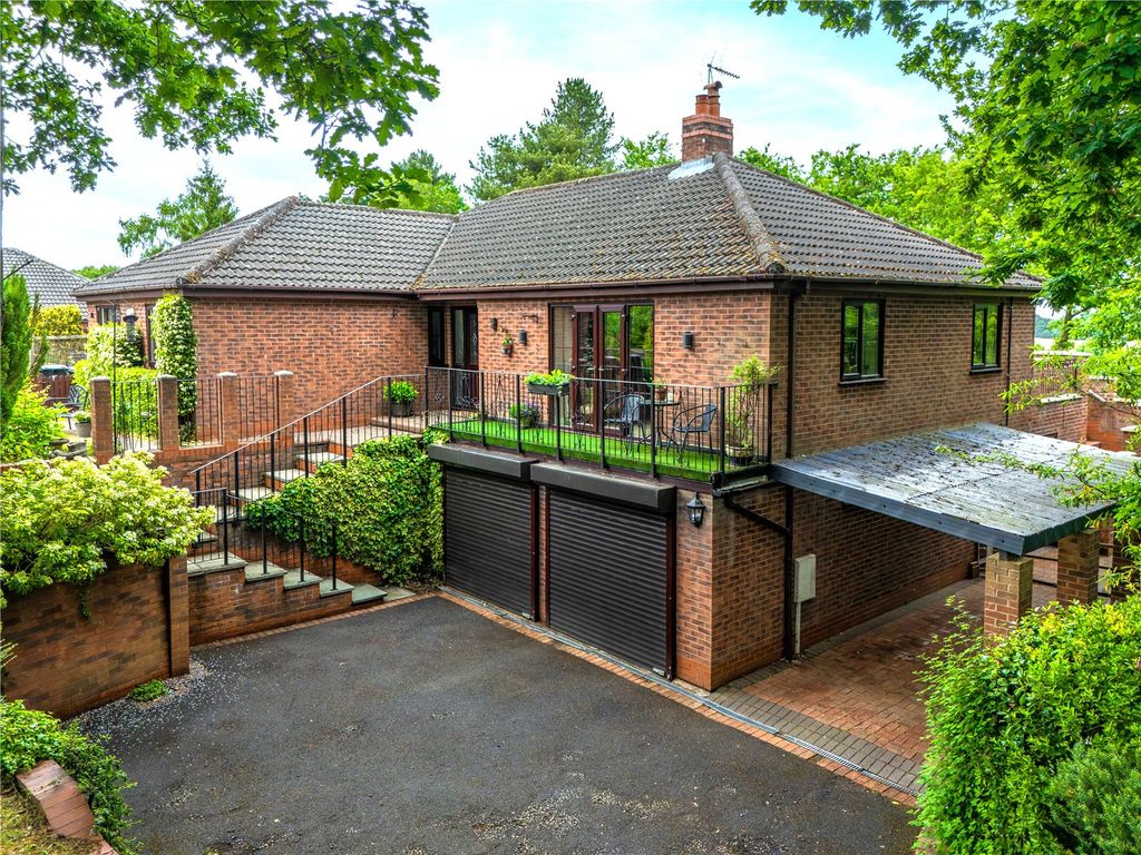 Property photo 3 of 49 Picture No. 57