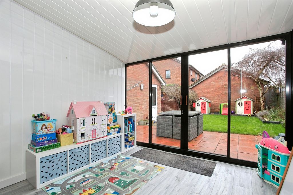 Property photo 3 of 16