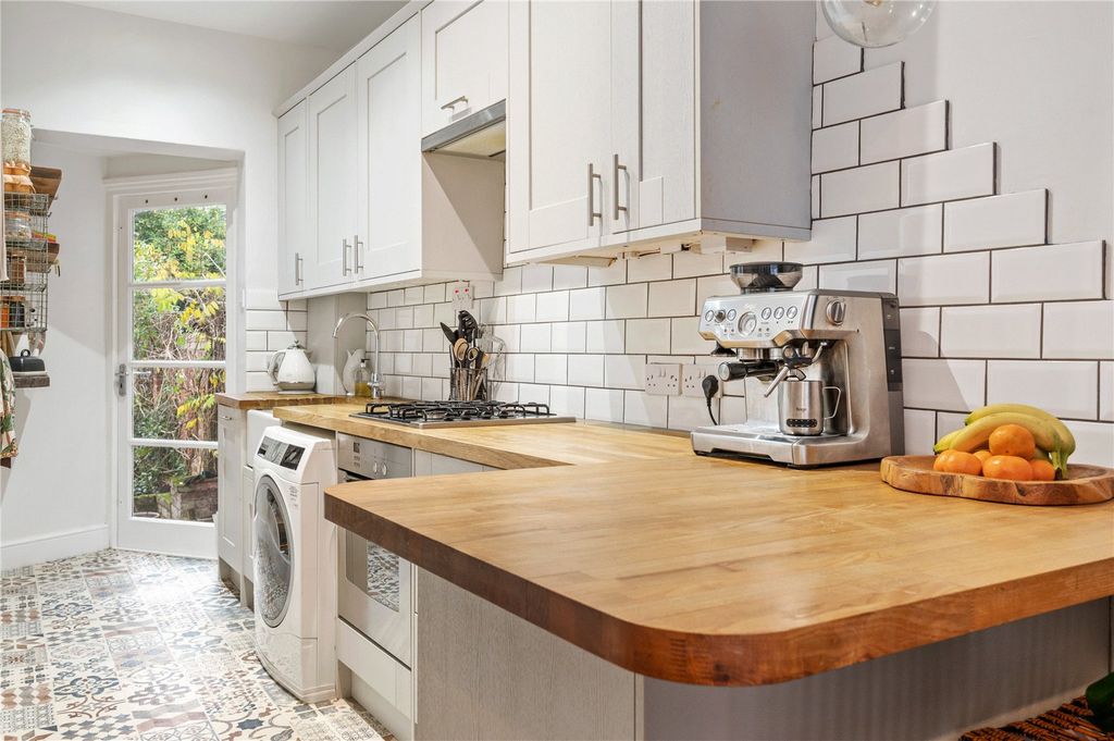 Property photo 3 of 13 Kitchen