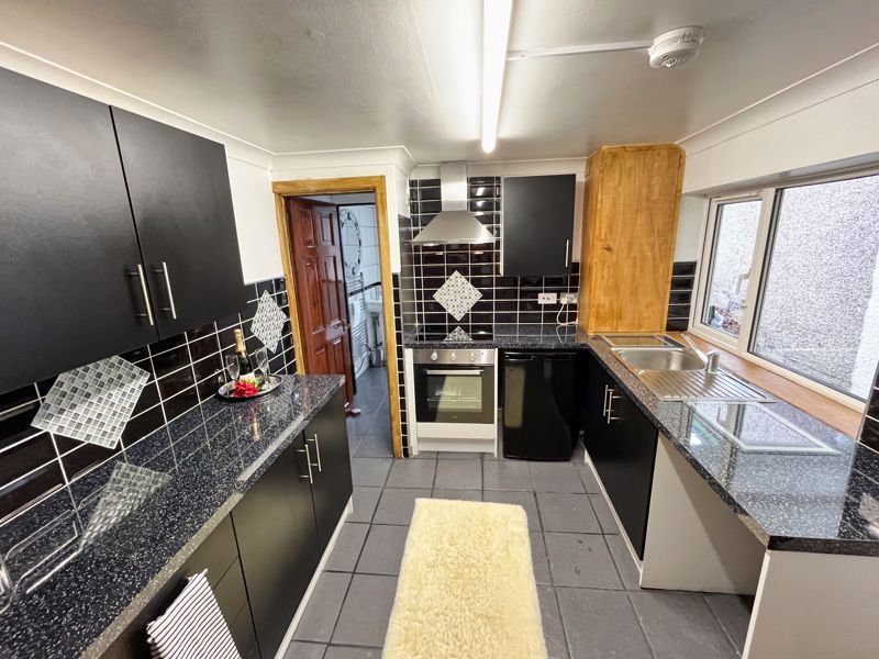 Property photo 3 of 44 Photo 43