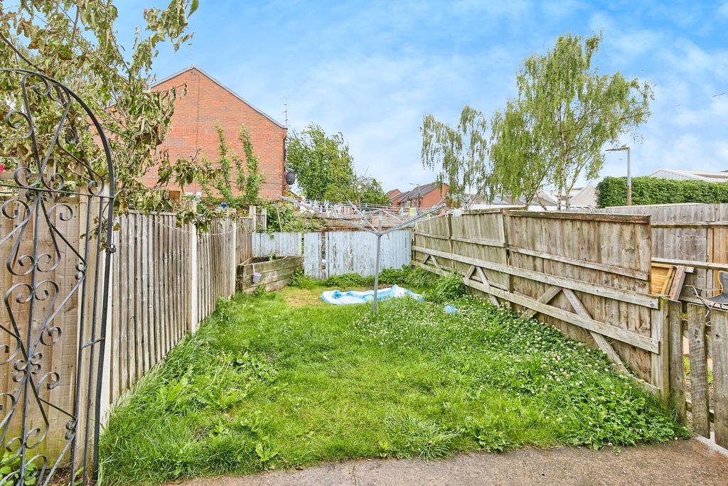 Property photo 3 of 17 Photo