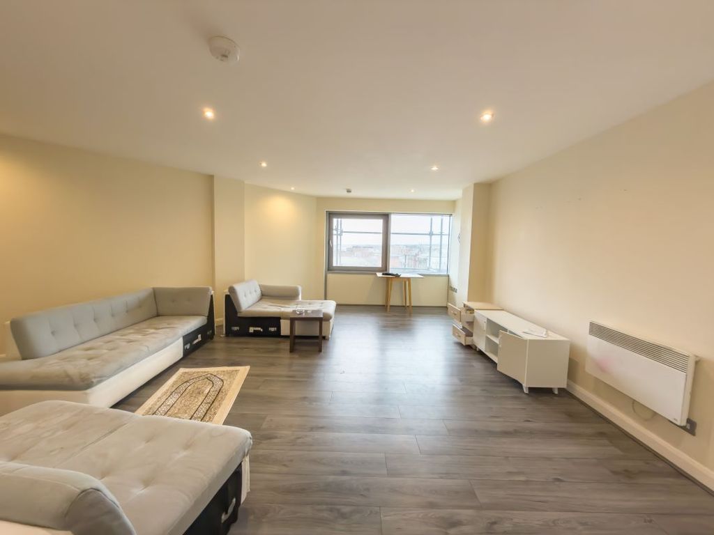 Property photo 3 of 10 Image 3