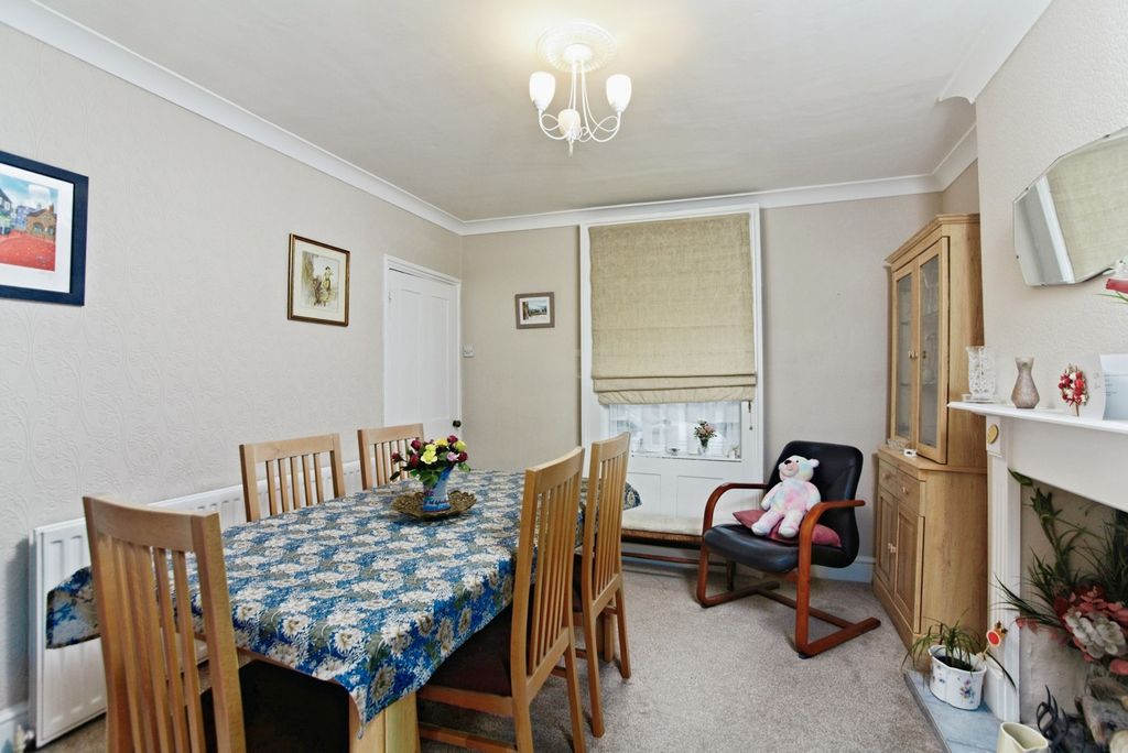 Property photo 3 of 19 Pbox-Img.Jpg