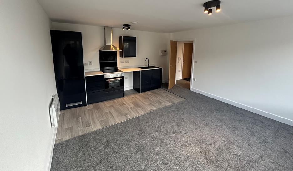 Property photo 2 of 4 Bedroom 1