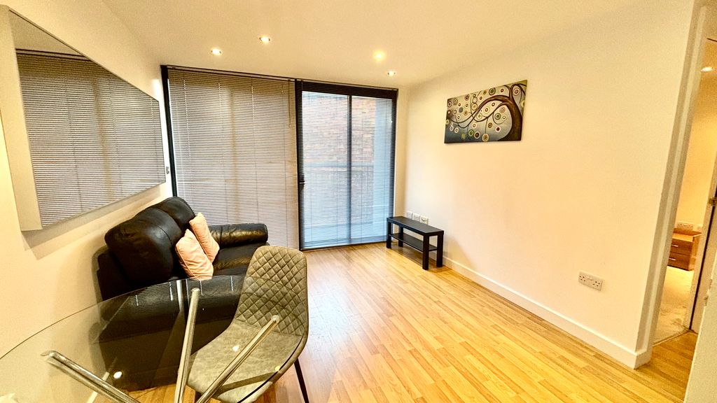 Property photo 3 of 8