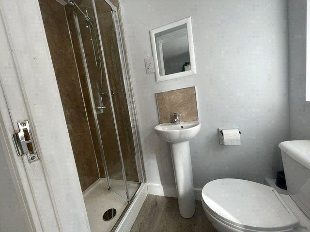 Property photo 3 of 4 Picture No. 05