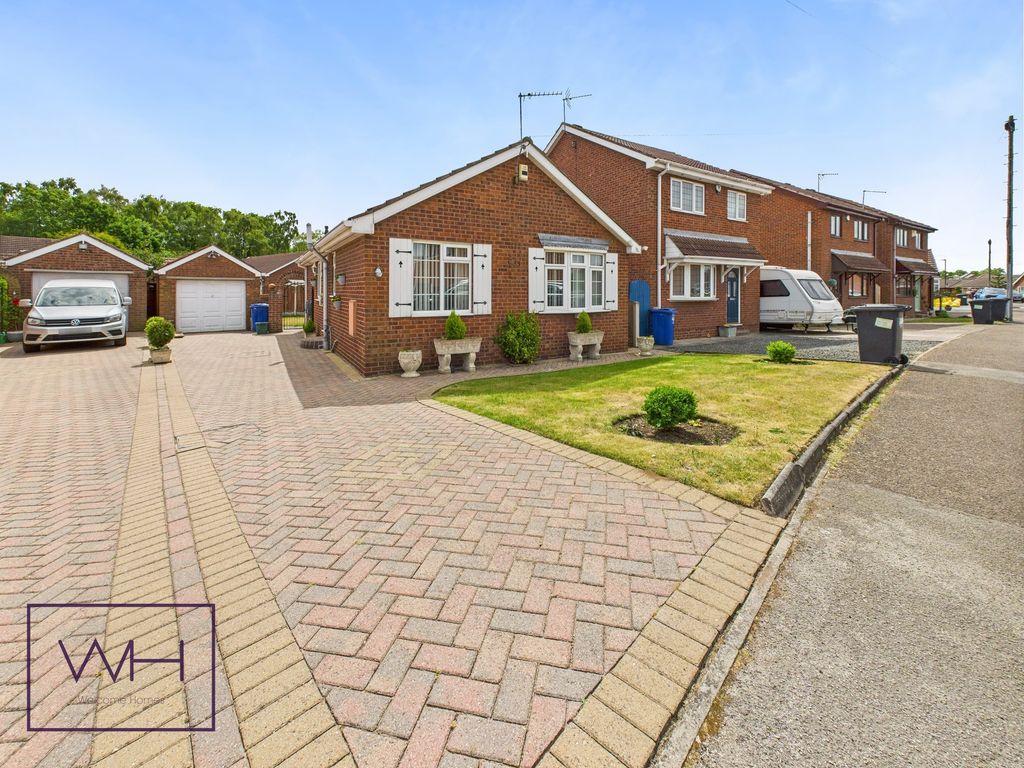 Property photo 1 of 19 Cam03785G0-Pr0262-Still018