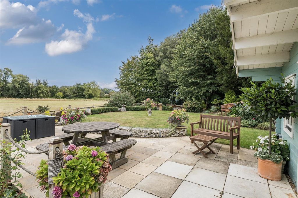 Property photo 3 of 14 1344442-8-68B1c945A5F88.Jpg
