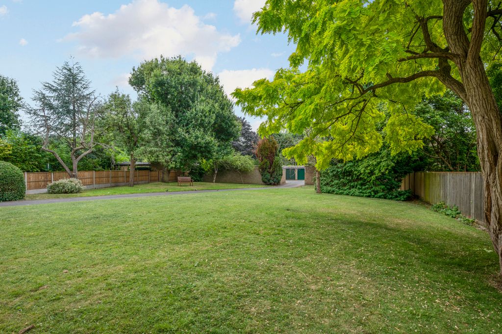 Property photo 1 of 13 Picture No. 14