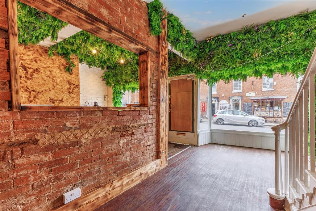 Property photo 3 of 39 6R1A4608-Hdr.Jpeg