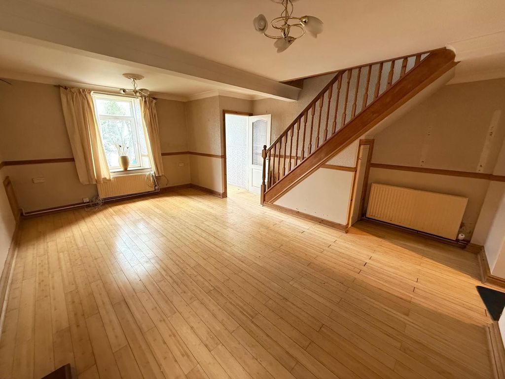 Property photo 2 of 15 Not Specified