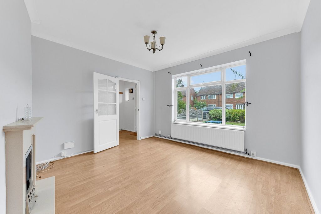 Property photo 3 of 18