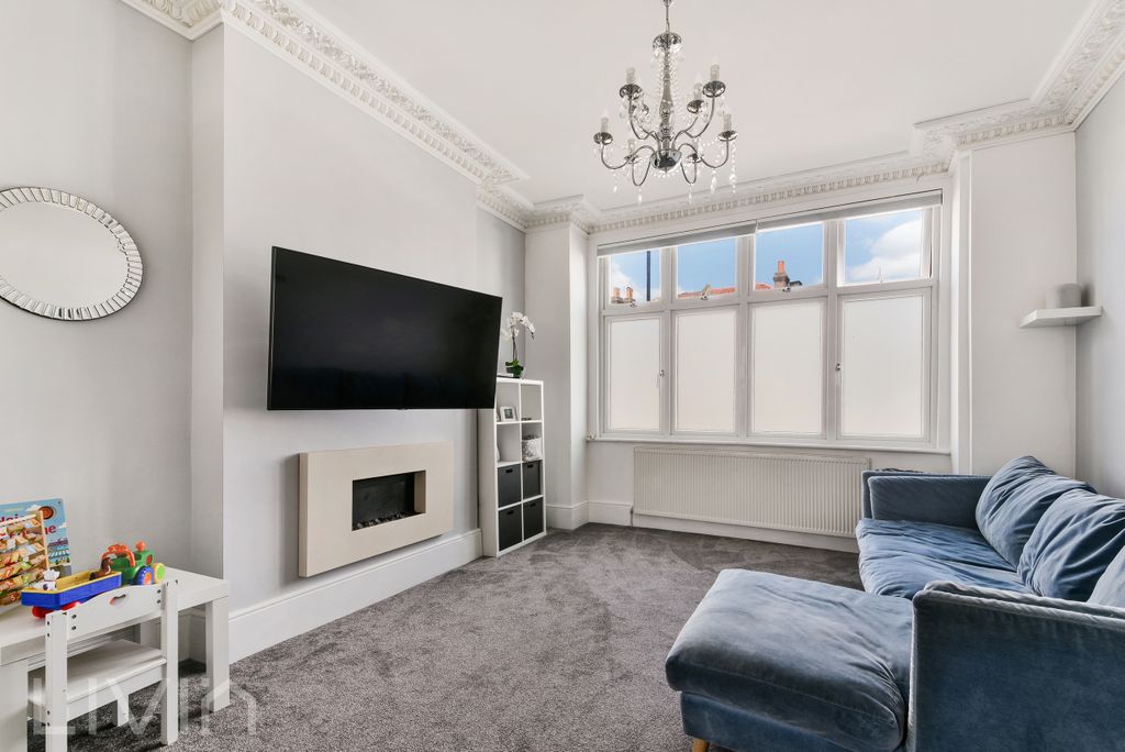 Property photo 3 of 18 Godson Road, 3 (13)