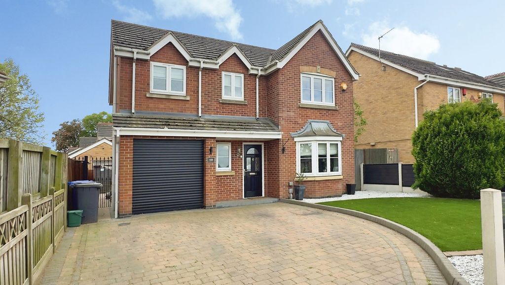 Property photo 1 of 44