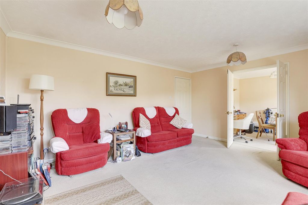 Property photo 3 of 21 15.Jpg