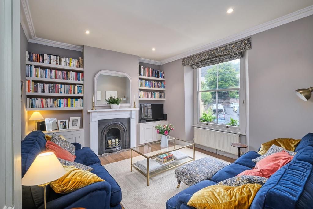 Property photo 2 of 10