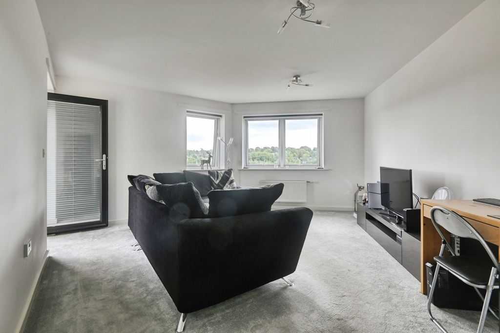 Property photo 3 of 22 Pbox-Img.Jpg