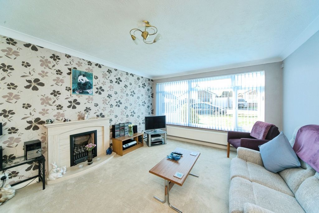 Property photo 2 of 20 Pbox-Img.Jpg