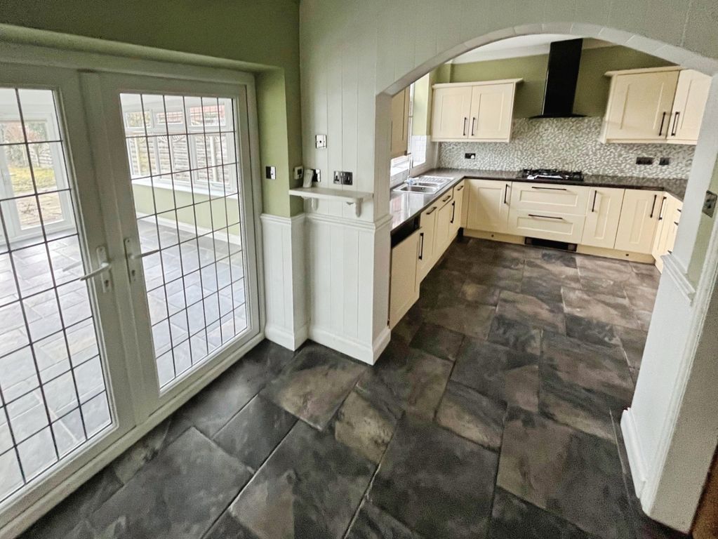 Property photo 2 of 19 Pbox-Img.Jpg