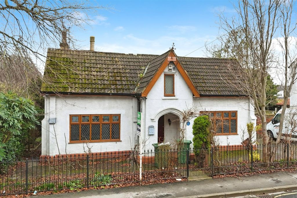 Property photo 1 of 19