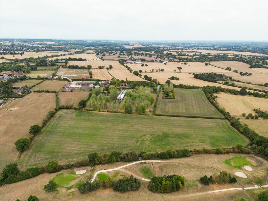 Property photo 2 of 37 Image