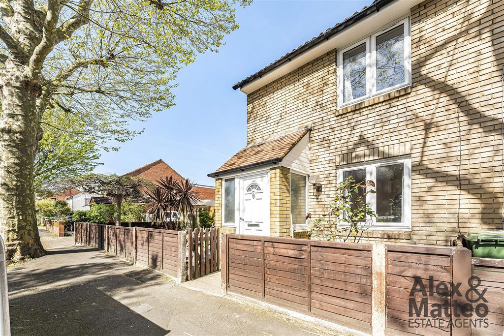 Property photo 1 of 10 Simms Road