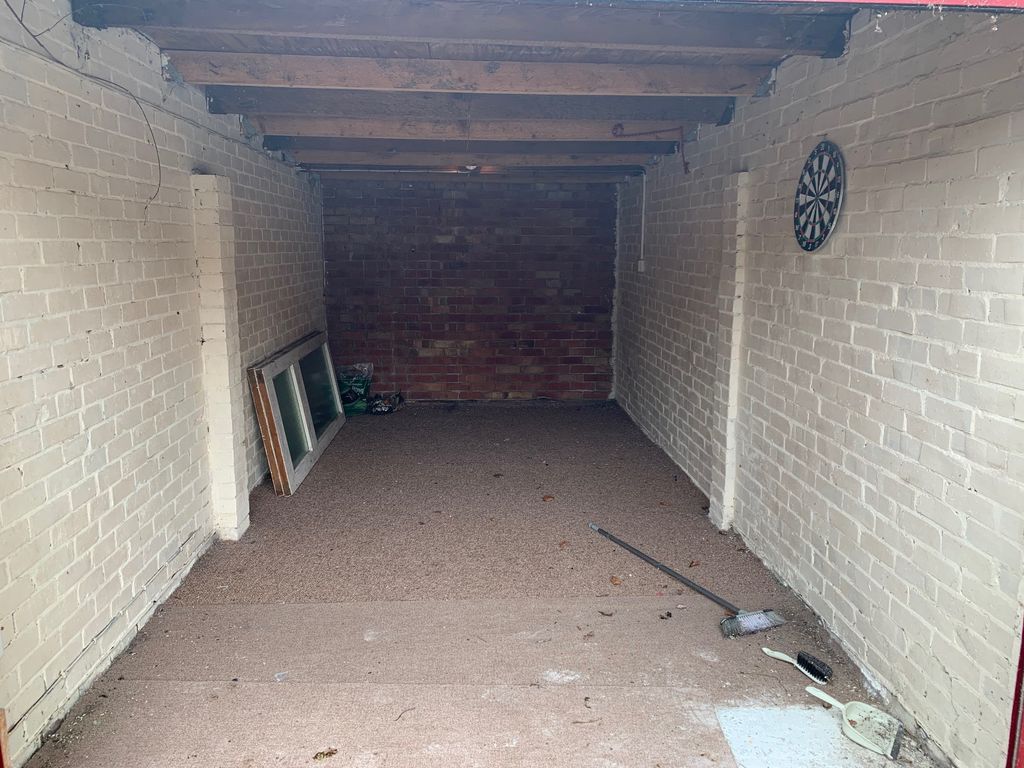 Property photo 2 of 4