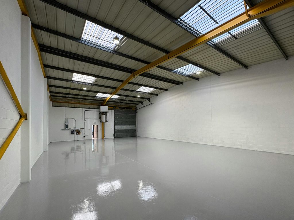 Property photo 3 of 3 Commercial 3.Jpg