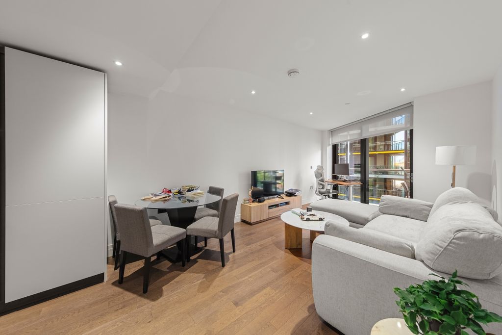 Property photo 1 of 25 094A4689