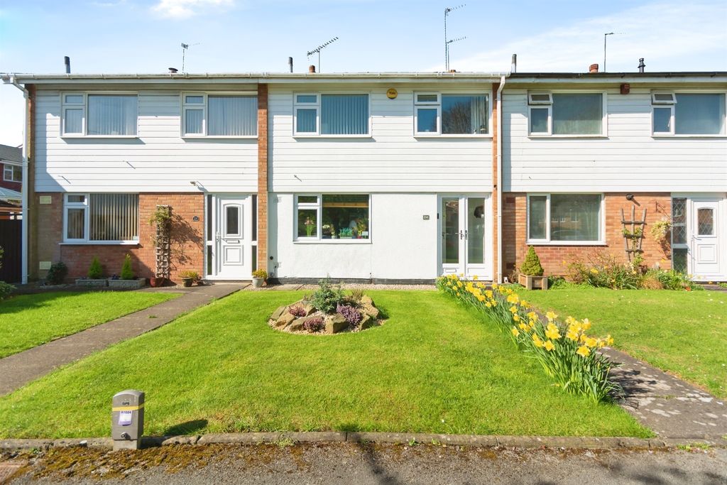Property photo 1 of 17