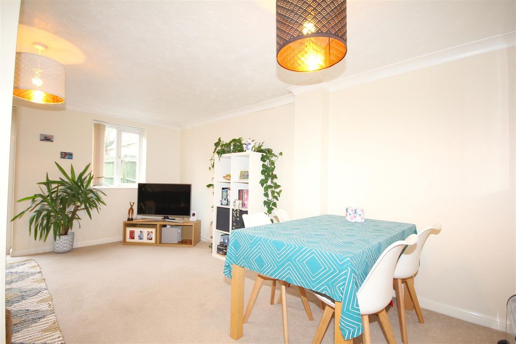 Property photo 2 of 14 Img_3793.Jpg