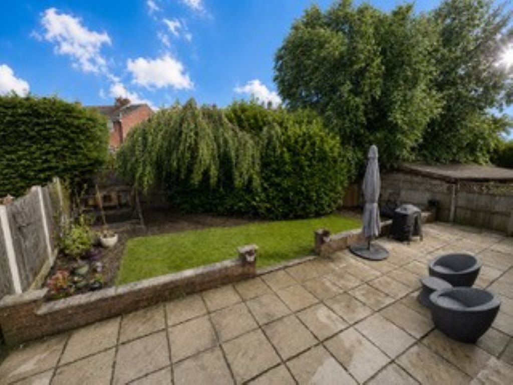 Property photo 2 of 16