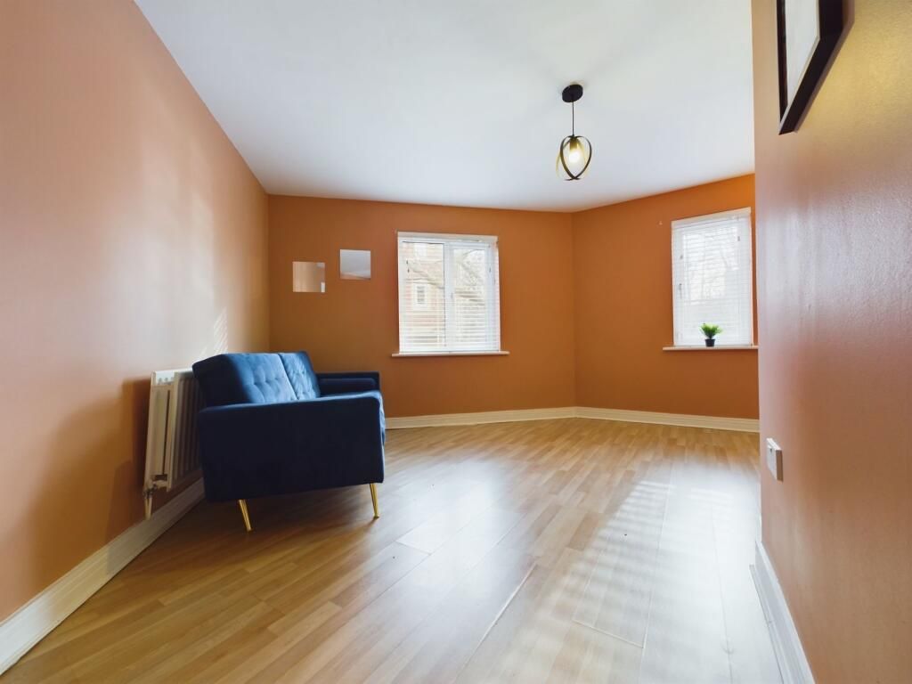 Property photo 3 of 16