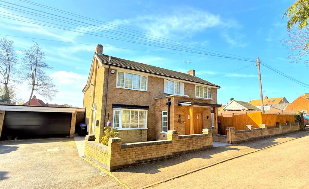 Property photo 1 of 23 4.Jpg