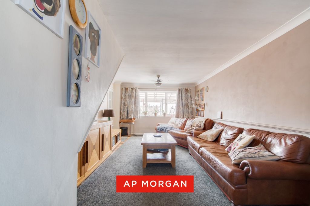 Property photo 2 of 20 Picture No. 13