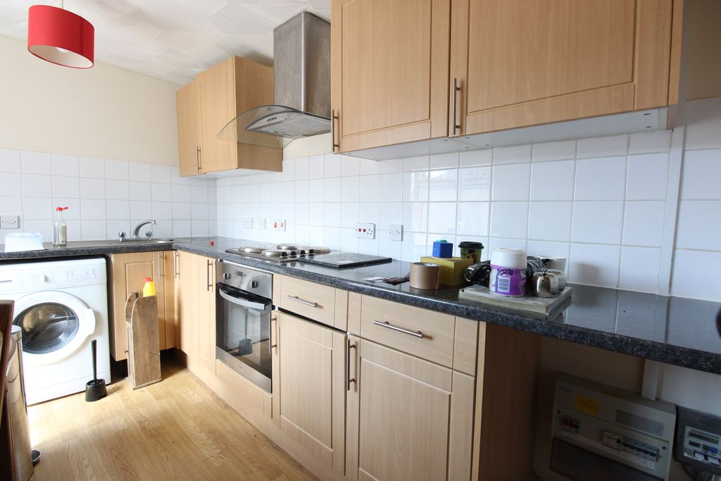 Property photo 3 of 5