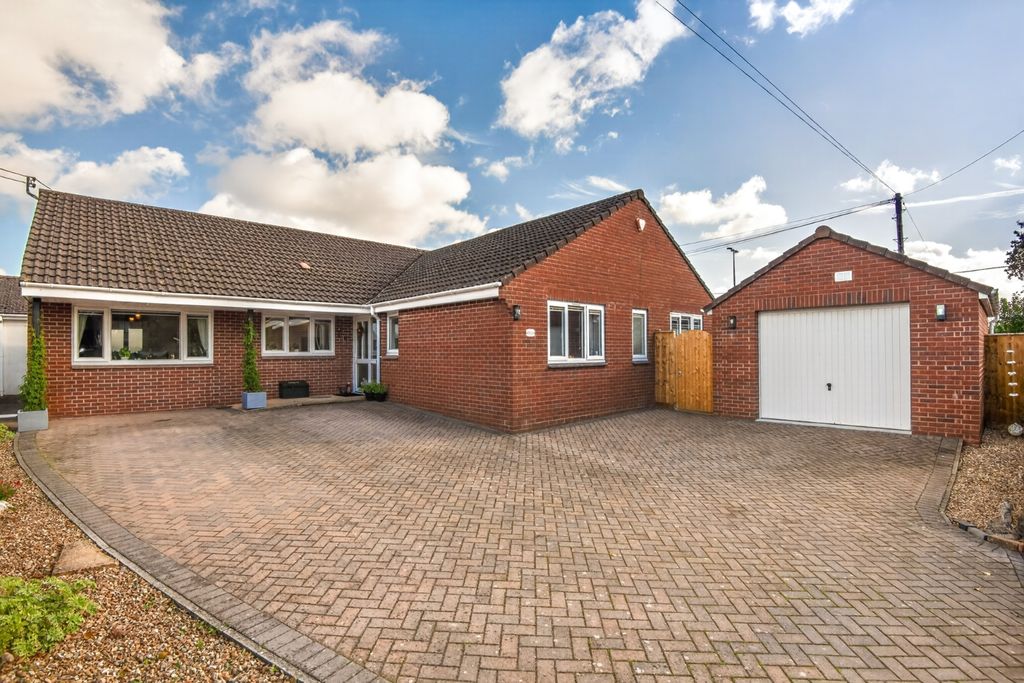 Property photo 1 of 19 Pbox-Img.Jpg