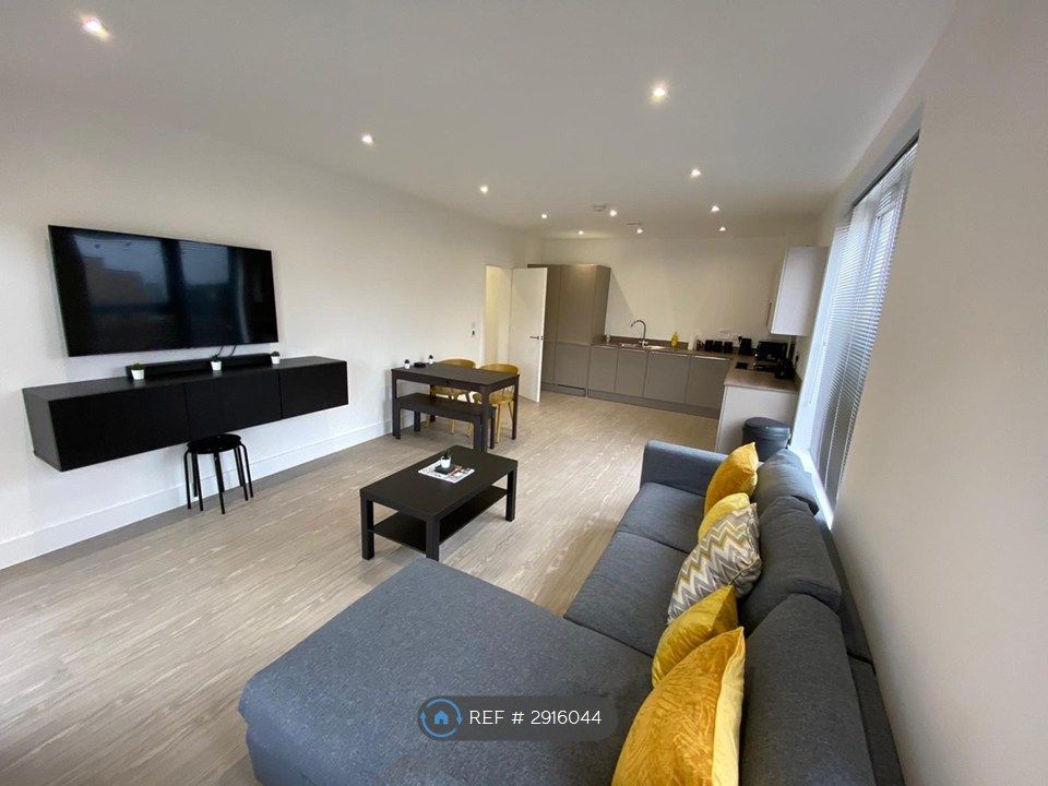 Property photo 2 of 12
