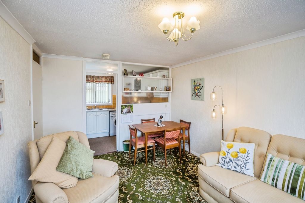 Additional image 6 of 2 bed flat for saleDerwent Crescent, Wrexham LL12