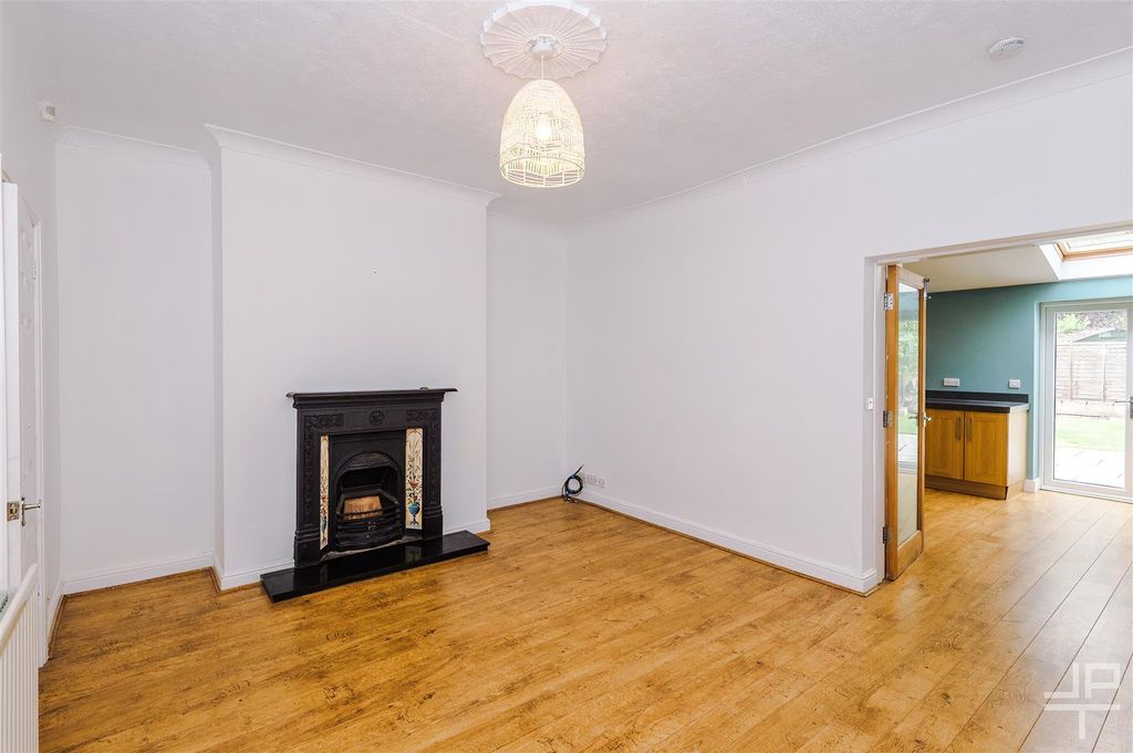 Property photo 3 of 36 104Newearthrd-Jpt-11.Jpg