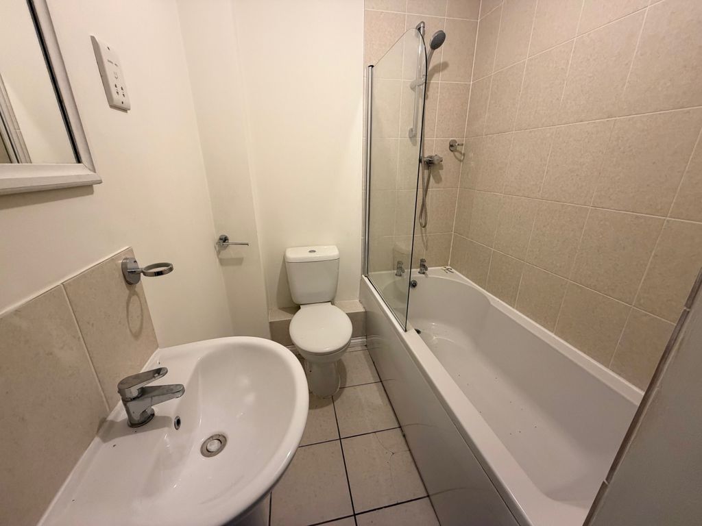 Property photo 2 of 8 Front