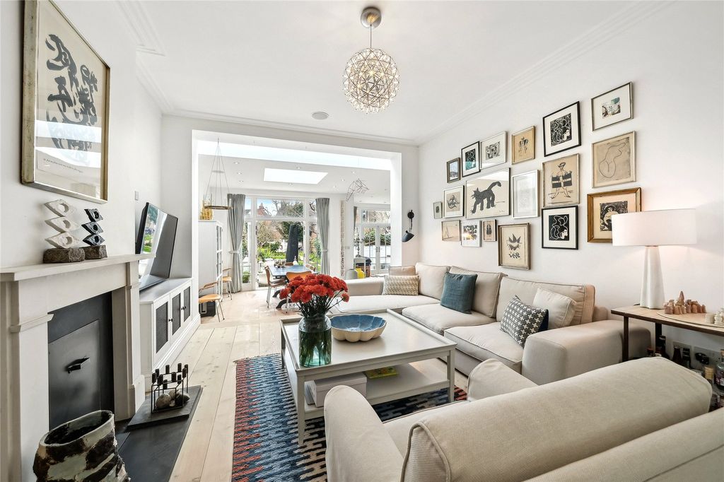 Property photo 3 of 17 Reception Room