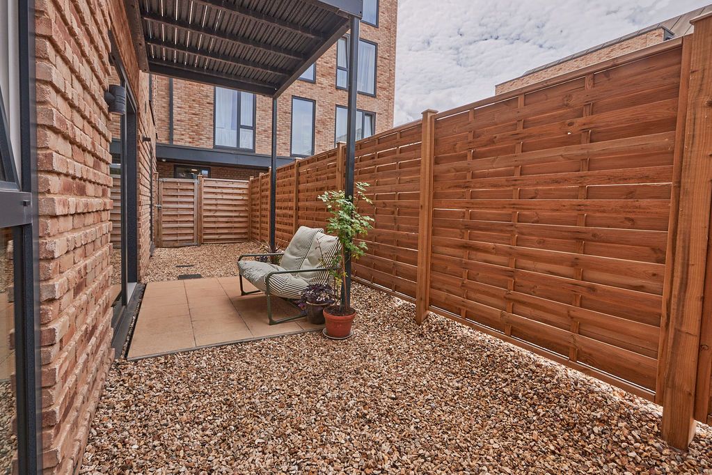 Property photo 3 of 15 Garden