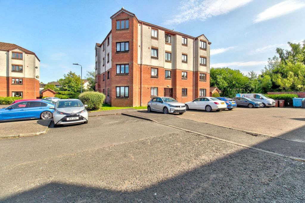 Property photo 1 of 16 External
